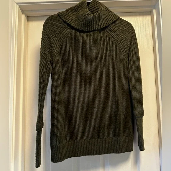 Market & Spruce Deep Olive Green Cowl Neck Sweater - Picture 6 of 9